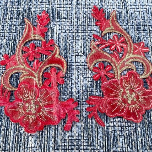 Red Iron On Paches Lot of 2 Leaf Embroidery Patches Set of 2 - Picture 7 of 8